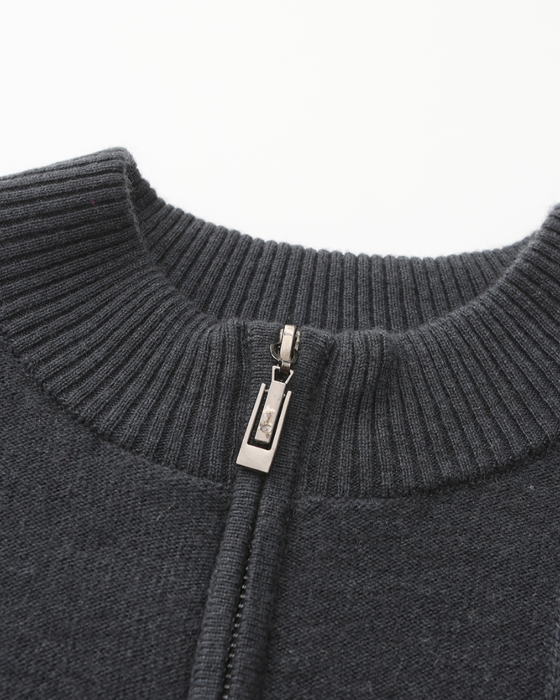 The Soriano Cashmere Ribbed Half Zip