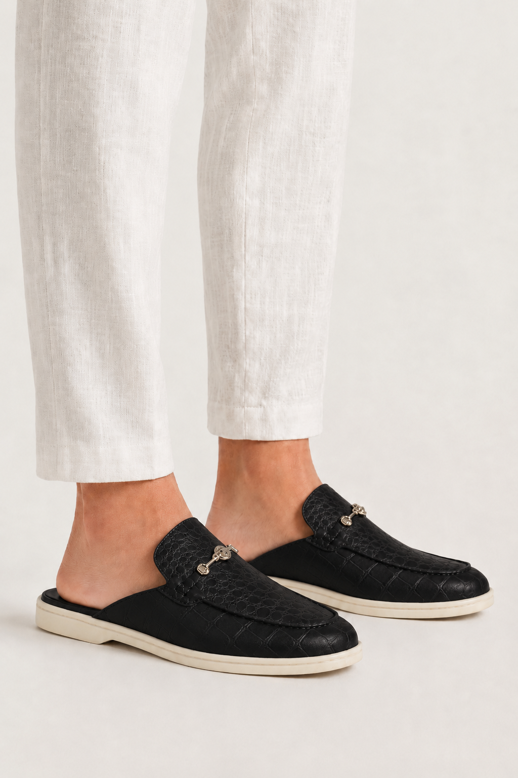 The Soriano Amalfi Croco Mule — Matte Black