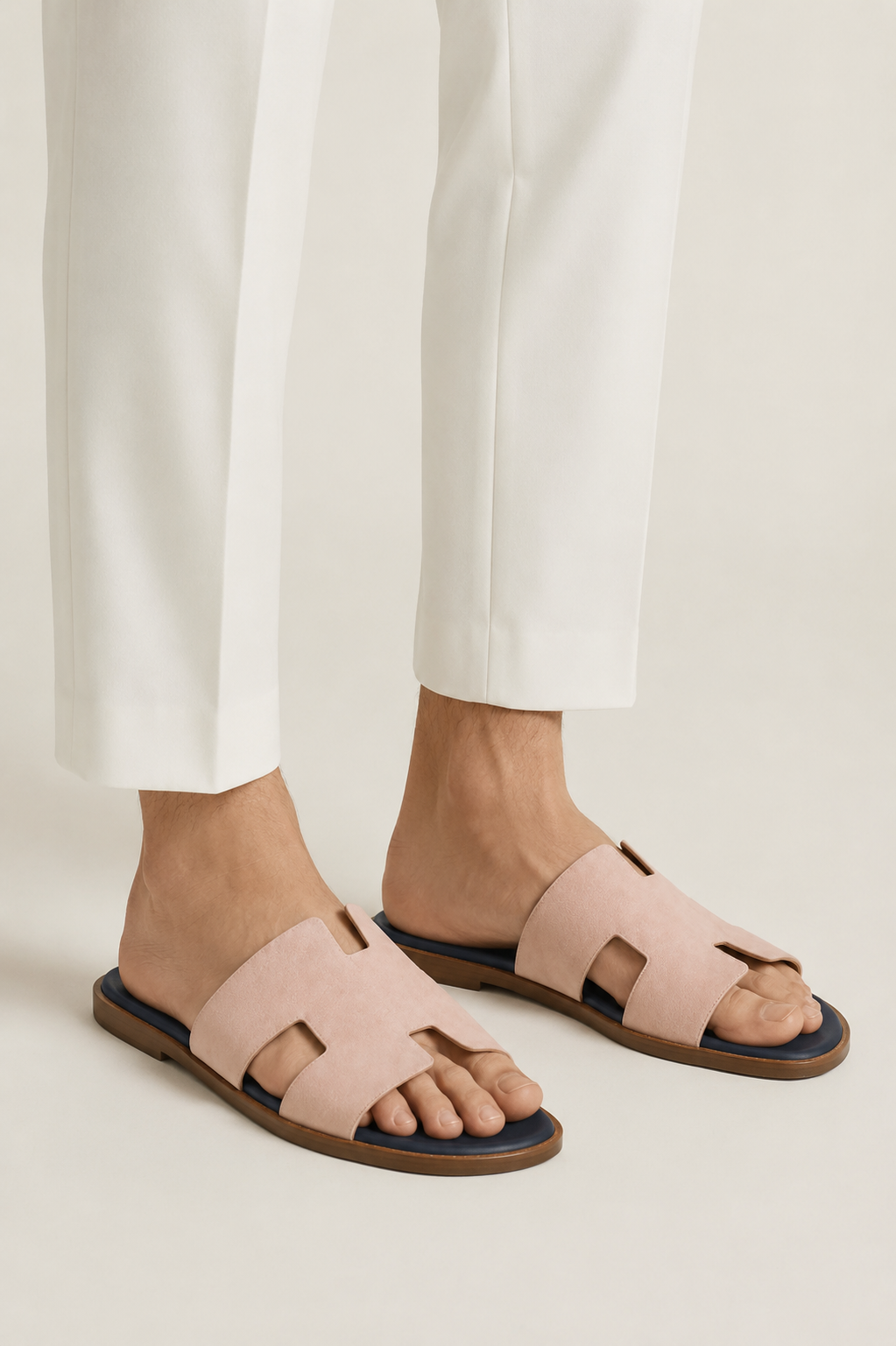 The Soriano Leather Sandal Salmon