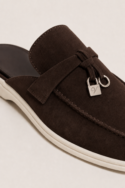 The Soriano Firenze Buckle Mule — Brown