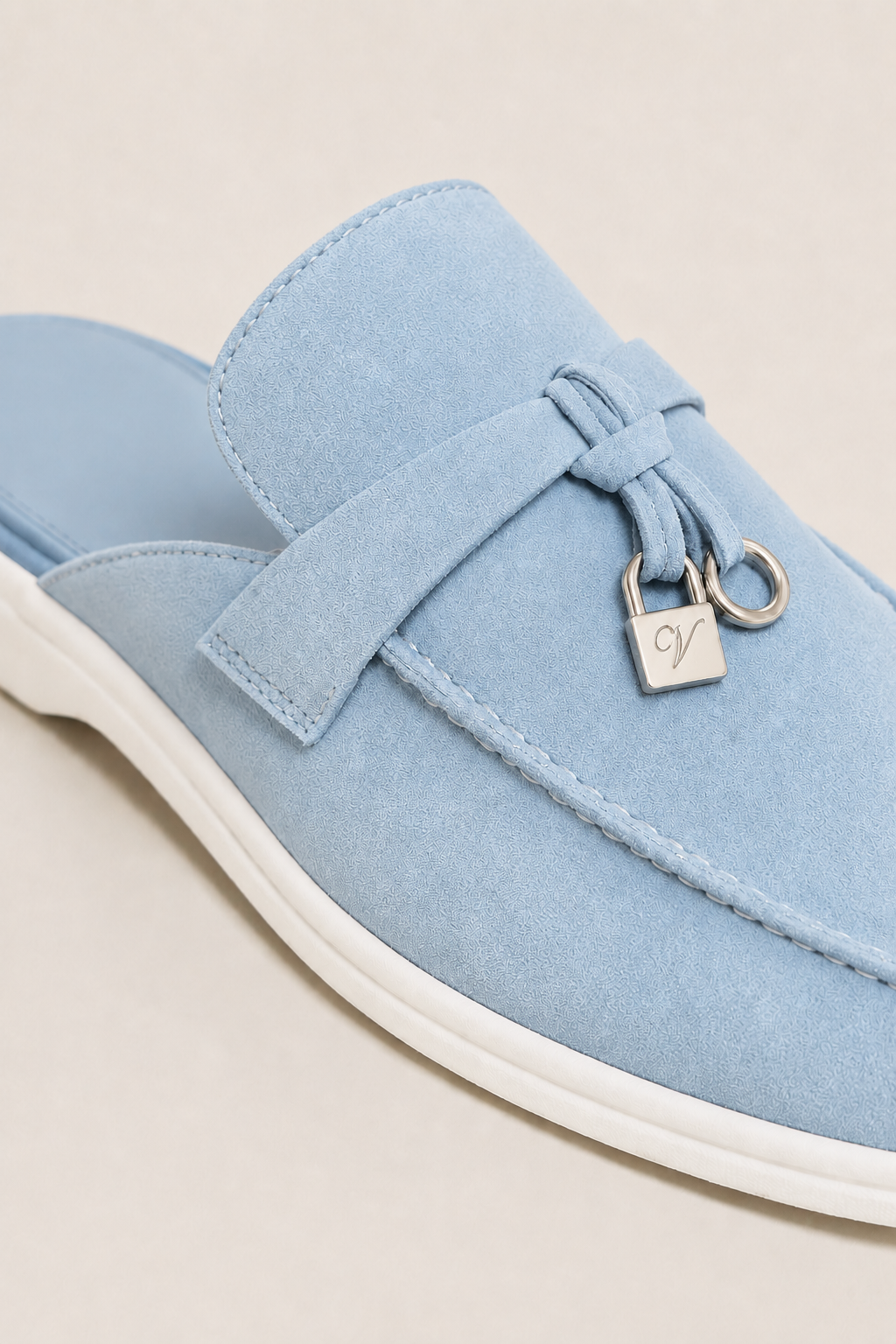 The Soriano Firenze Buckle Mule — Light Blue