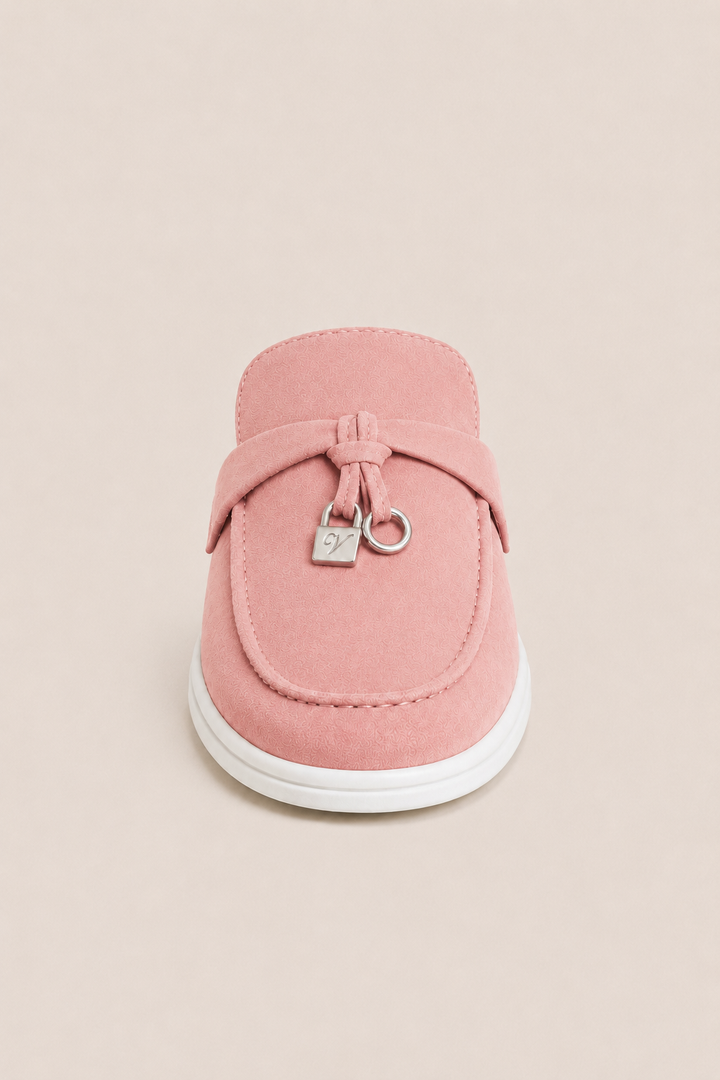 The Soriano Firenze Buckle Mule — Pink