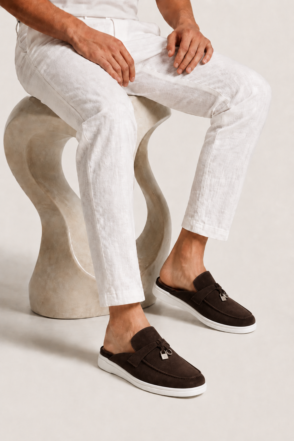 The Soriano Firenze Buckle Mule — Brown