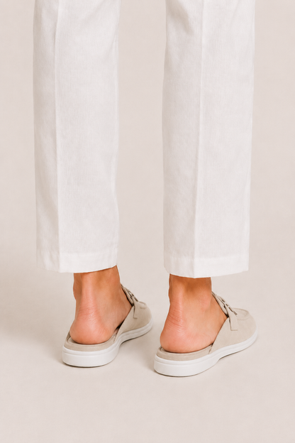 The Soriano Firenze Buckle Mule — Light Gray