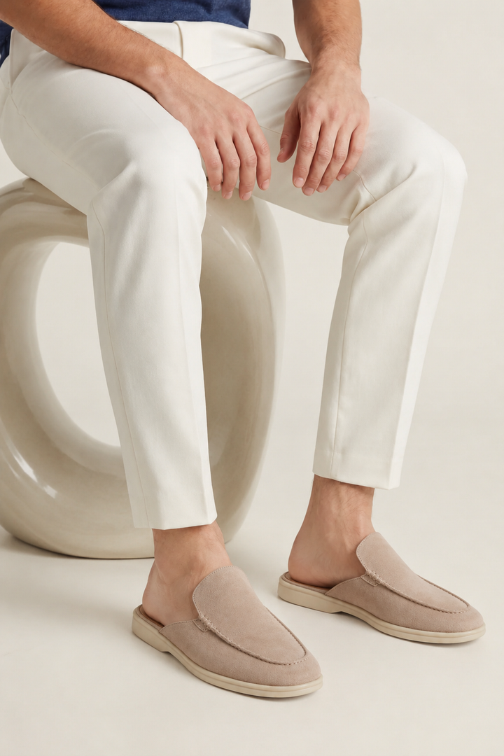 The Soriano Milano Suede Mule — Light Gray