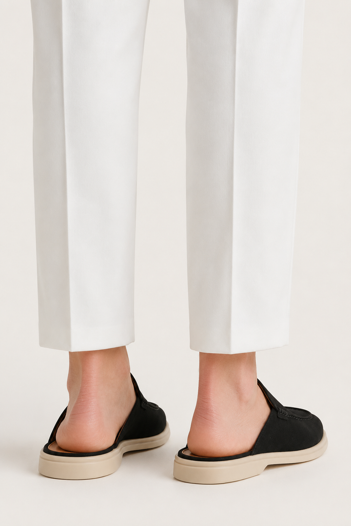 The Soriano Milano Suede Mule — Black