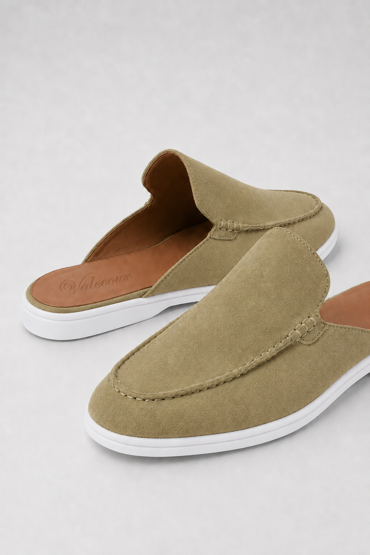 The Soriano Milano Suede Mule — Olive