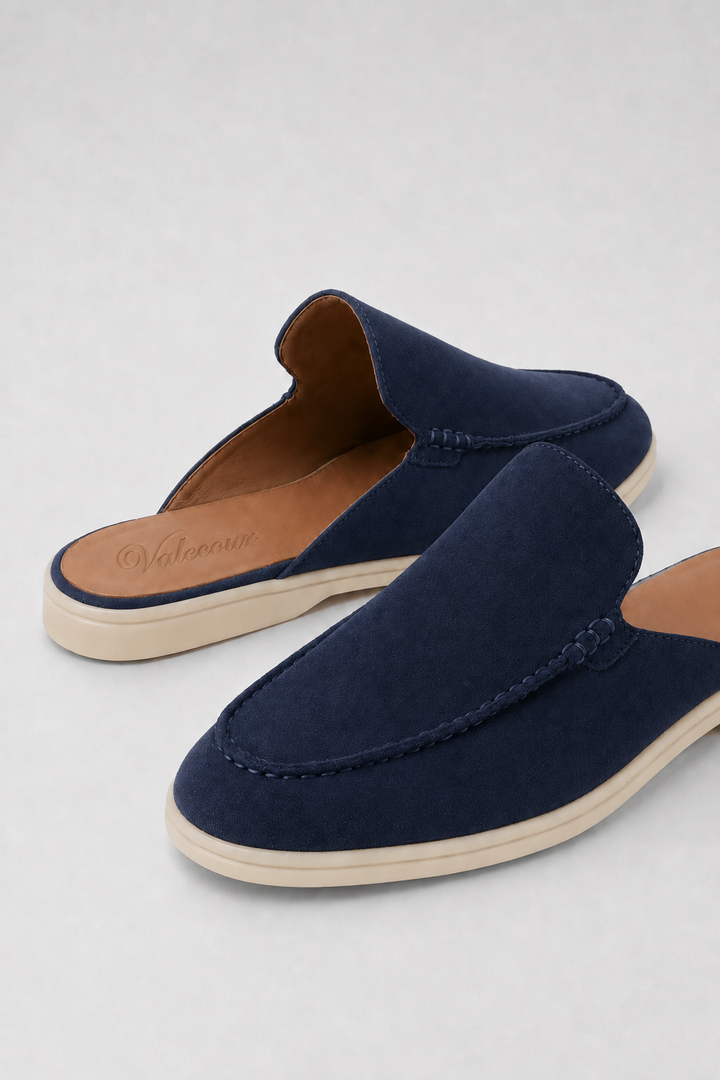 The Soriano Milano Suede Mule — Navy
