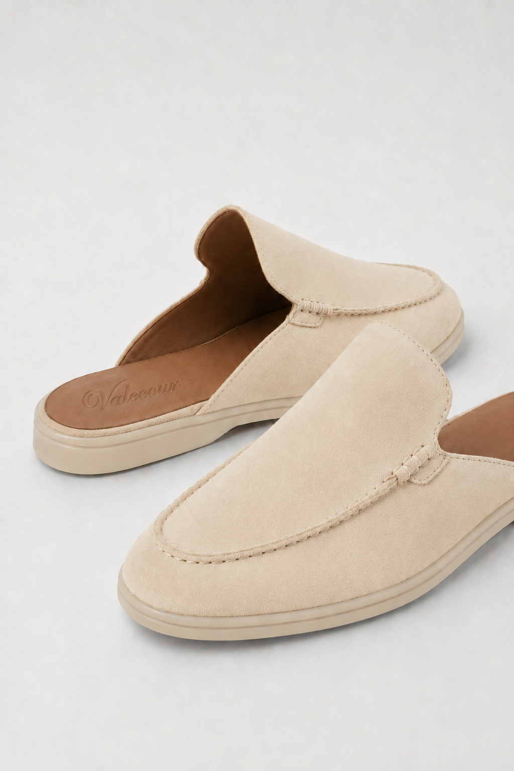 The Soriano Milano Suede Mule — Beige