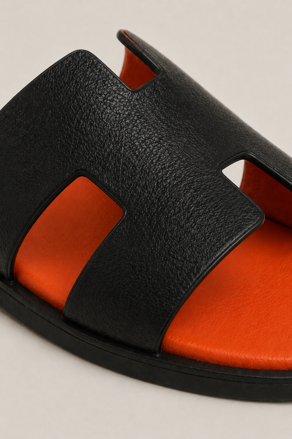 The Soriano Leather Sandal Orange/Black