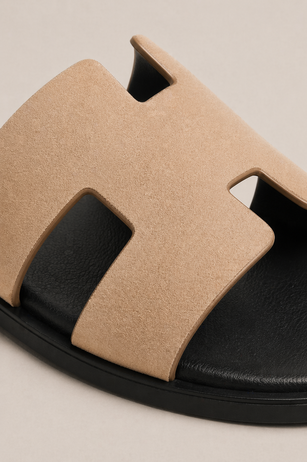 The Soriano Suede Sandal Beige