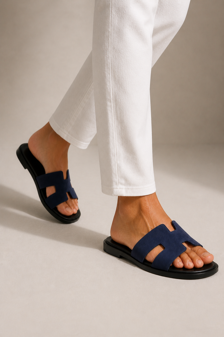 The Soriano Suede Sandal Navy