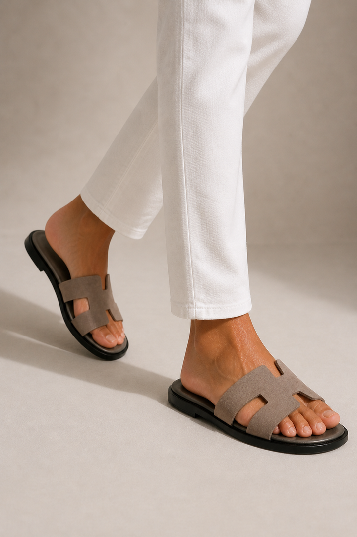 The Soriano Suede Sandal Taupe