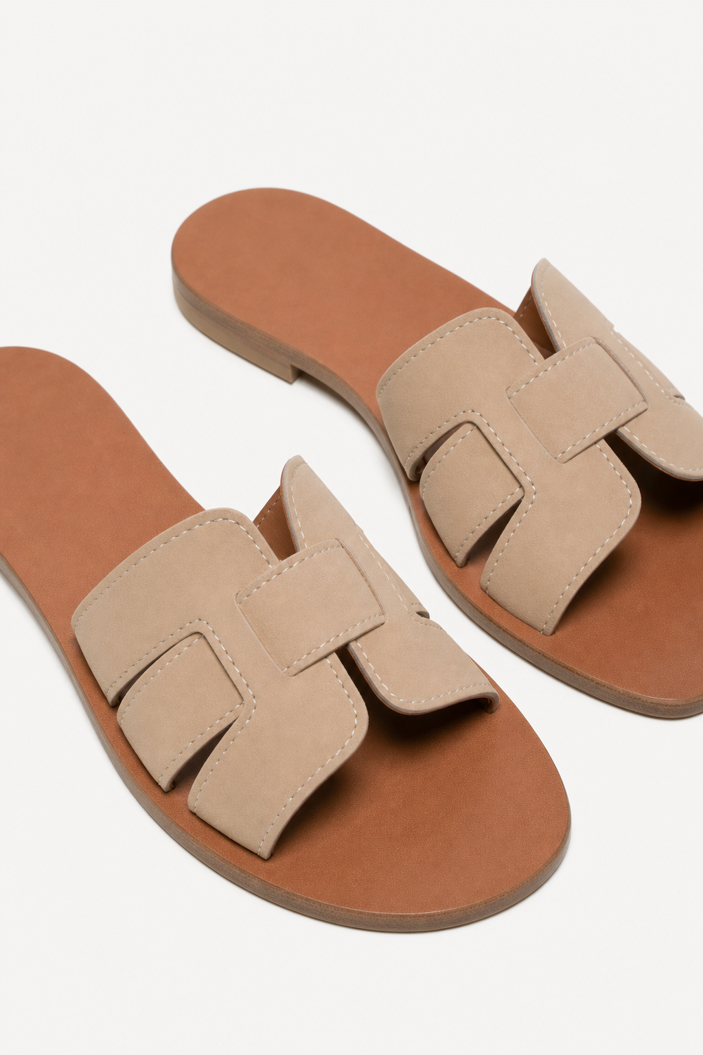 The Soriano Intreccio Sandal Sand
