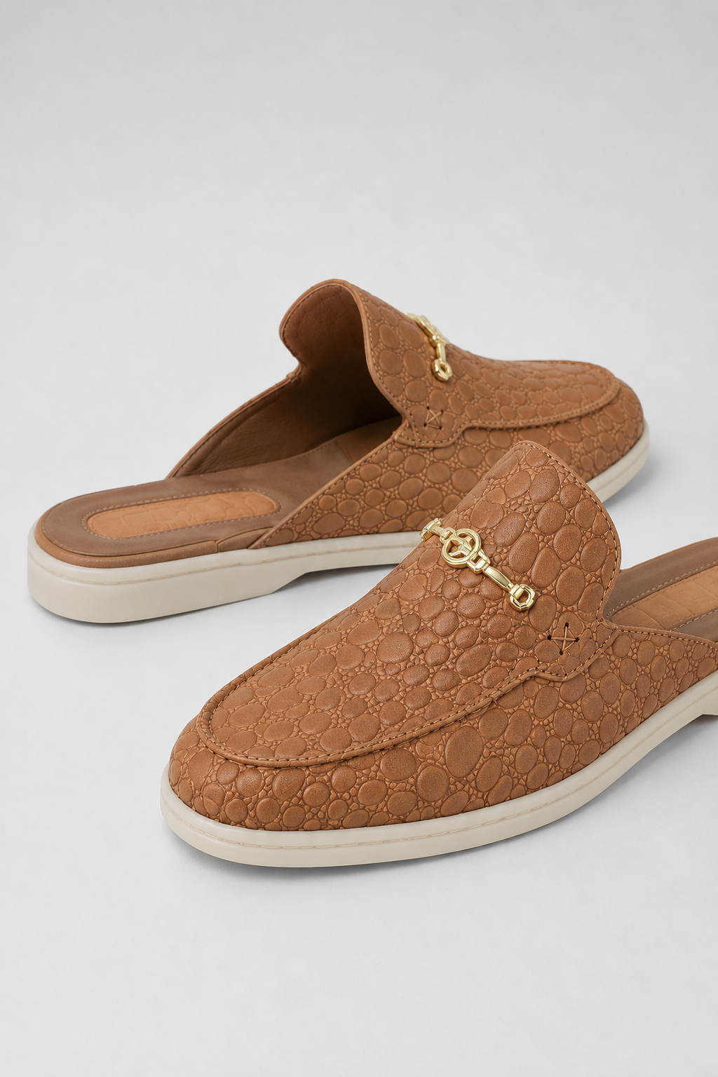 The Soriano Amalfi Croco Mule — Terracotta