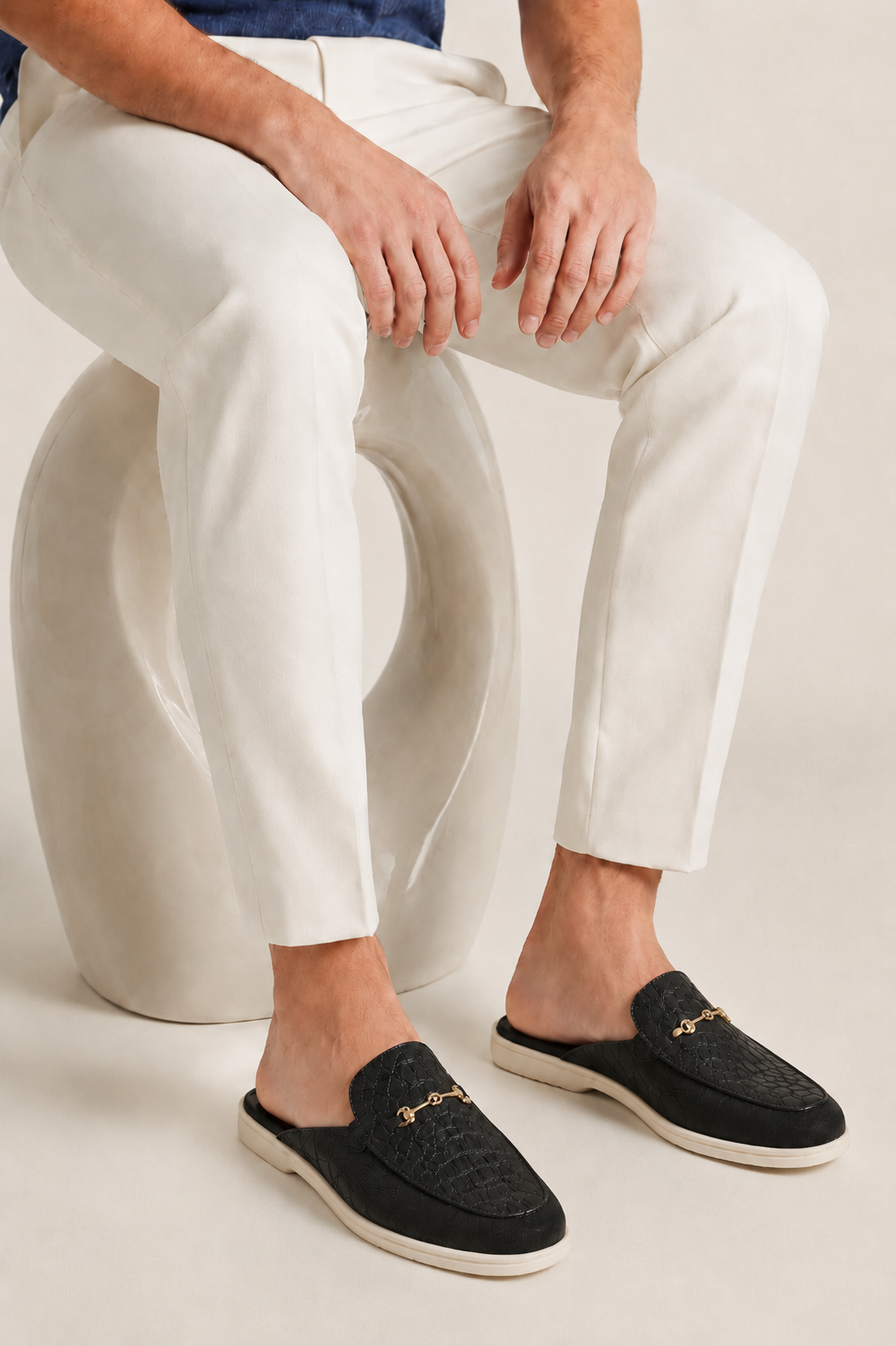 The Soriano Amalfi Croco Mule — Matte Black