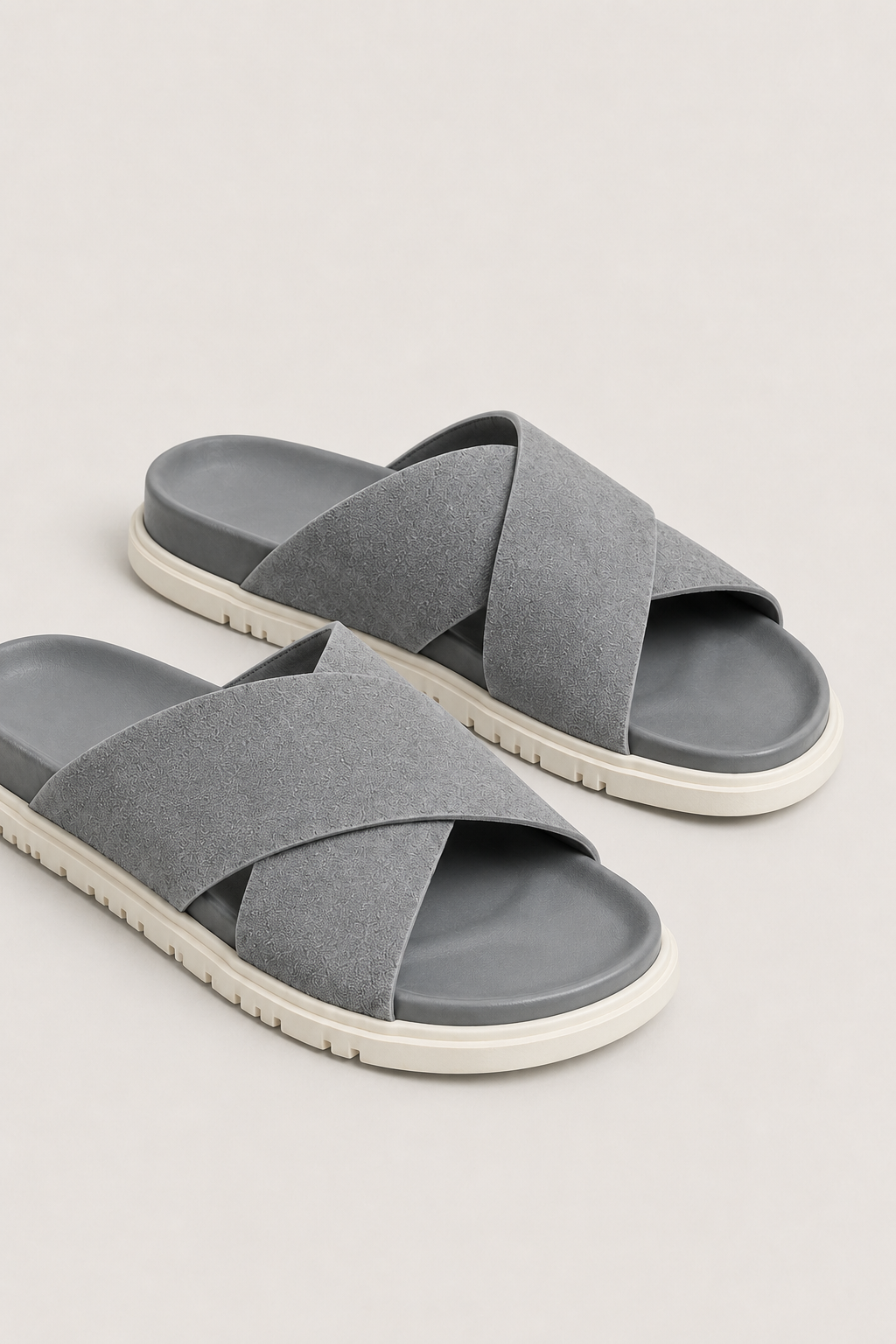 Soriano Crossover Slide Silver Gray