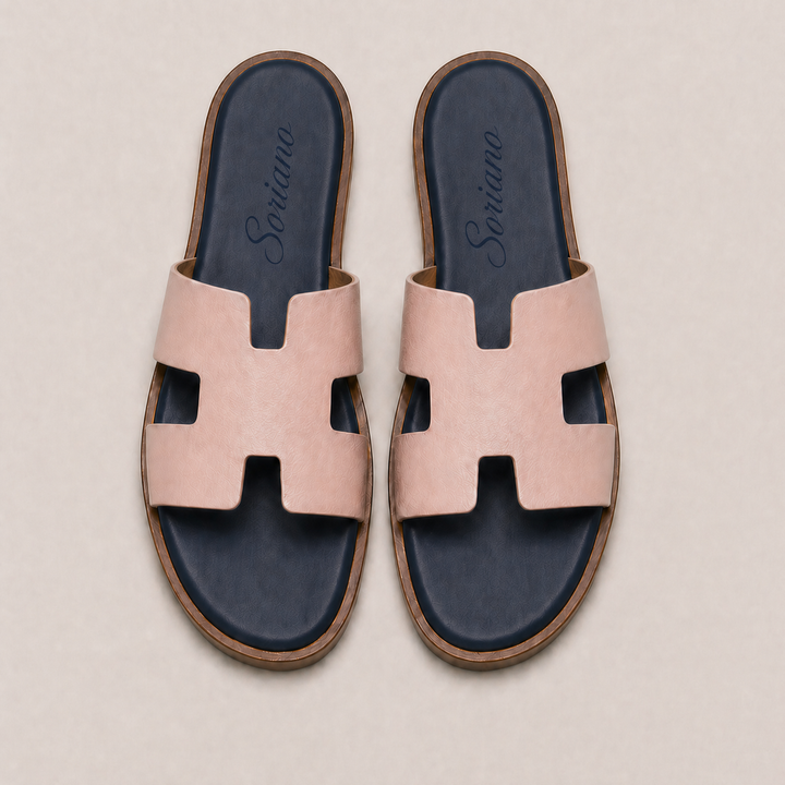The Soriano Leather Sandal Salmon
